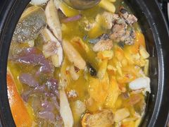 -一朵菌·野生菌探索家火锅(南亚店)