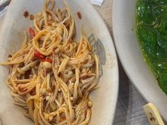 -桂在香知桂林米粉(红博中央公园店)