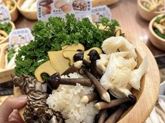 -楠小云·云南鲜菌·鲜牛自助火锅(九眼桥店)