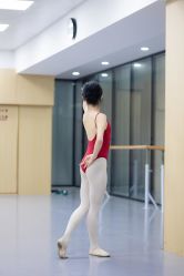 -CASTER跳舞俱乐部