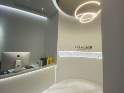 点击看大图 -微笑雨嘉造型护肤