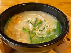 -勺子米线·云南传统小吃市集(四方街店)