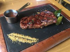 果木烤安格斯谷饲牛排-MR.ROCKY洛奇先生RESTAURANT&BAR(宝安壹方城店)