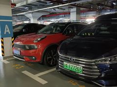 -蟠龙天地-P2停车场