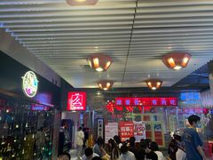 大堂-么肆烤肉·中式自助·烤肉大排档(街道口季佳PAI店)