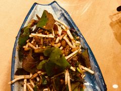 -香巴拉云南餐厅(华莱坞店)