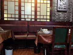 -东口码头·烧鸽子·鱼头泡饼·地方菜(金鹰悦城店)