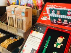 -星巴克(杭州西湖银泰1F店)