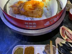 -秦炉烤肉(财富中心店)