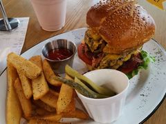 -HELLO 27 意面·沙拉·帕尼尼