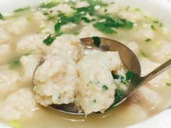 鱼丸汤-小船渔村•大连菜•大连焖鱼(明泽街店)