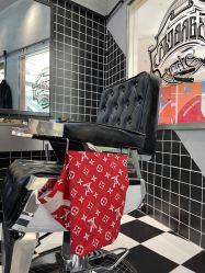 -Devilhands Barbershop男士理容店