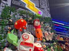-酷乐潮玩(城西银泰城店)