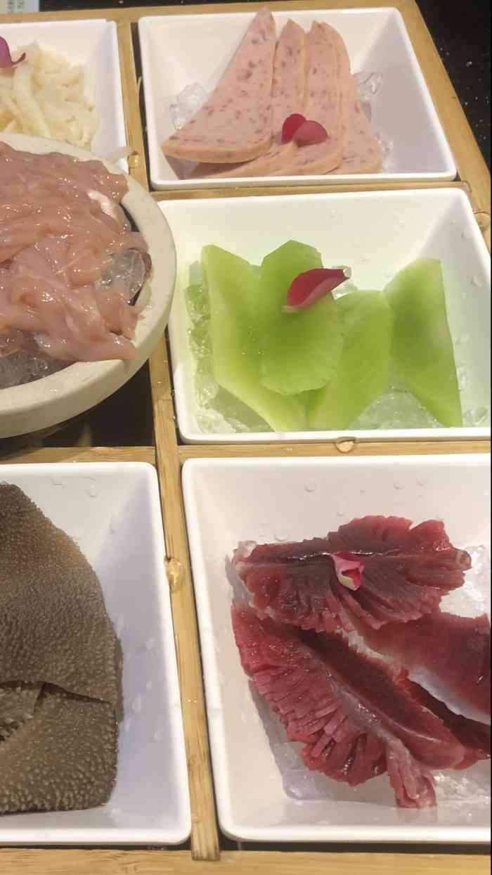 四川香天下火锅(泗泾保利悦活荟店)-"这家香天下还是第一次来,在泗泾