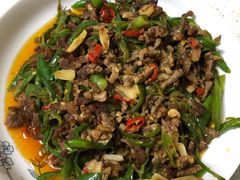 -万重锦·人文川菜馆(骡马市店)