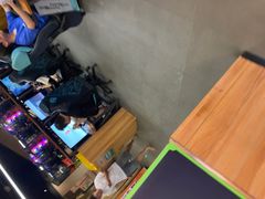 -艾尔文电竞(陈埭吾悦广场店)