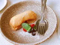 炸榴莲配野莓-新加坡珍宝海鲜JUMBO Seafood(西安skp店)