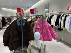 -百年港湾奥特莱斯(香炉礁店)