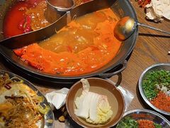 -萍姐火锅·公路夜市(武汉首店)