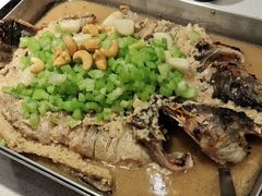 -三江源活鱼现烤(维多利摩尔城店)