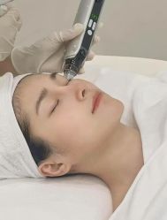 -纤纤玉手美甲美睫美容