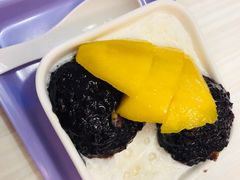 芒果白雪黑糯米-满记甜品(巴黎春天宝山店)