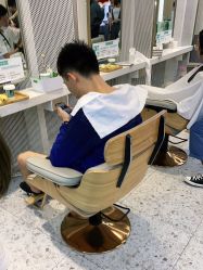 -PE SALON 