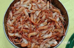Steamed River Shrimp in Bamboo Steamer