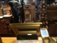 -麦当劳(海岸城店)