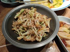 -蜜桃餐厅·伴山(湖滨商业街店)