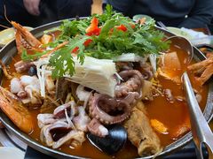 -亲昵春川鸡排(韩国美食街店)