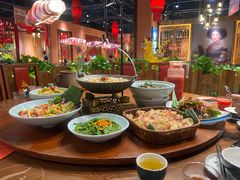 -老滇山寨•云南特色菜•地方菜•民族风情歌舞表演(金碧店)