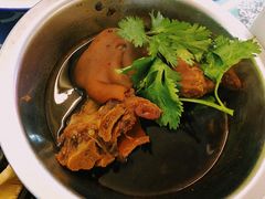 起飛小猪蹄-春麗吃飯公司(工体店)