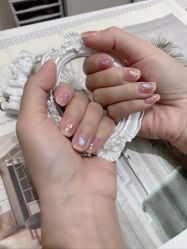 -十月·日式美甲美睫·纹眉