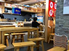大堂-呷佬·长沙手工米粉(金沙江路店)
