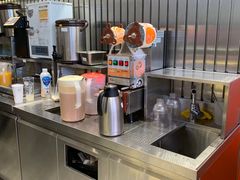 -CoCo都可(湖滨银泰店B区店)