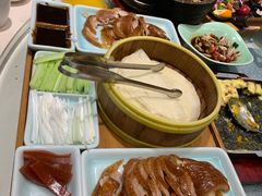 -海派美食·家宴海鲜青岛菜·石锅鲽鱼头(东方城店)
