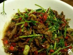 小炒牛肉-大众餐馆(植物园美食街店)