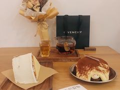 -半勺舒舒生日蛋糕店