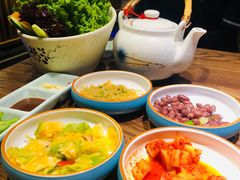 -明洞阿姨·韩式酱蟹烤肉·创意料理(三元桥店)