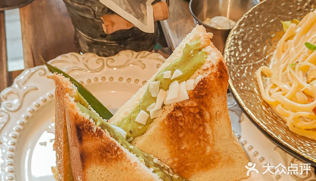 武汉坠浪漫的澳式brunch 藏在胜利街上