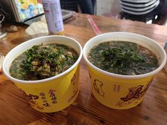 -正宗杨记普洱酸醋米线(总店)