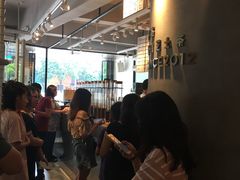 等位区-喜茶(佛山顺德大良东乐路店)