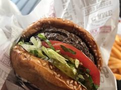-The Habit Burger Grill 哈比特汉堡(爱琴海店)