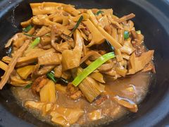 -吕氏焗小鲜•海鲜青岛菜(总店)