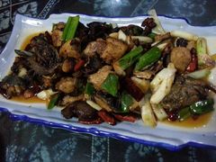 黄焖鸡（小）-白家寨子·山野白族菜(古城总店)