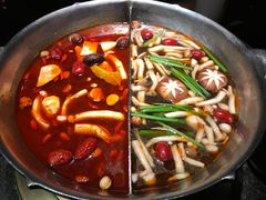 -湊湊火锅·茶憩(新中关购物中心店)