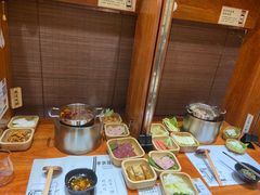 -独食火锅·半米屋台(直营总店)