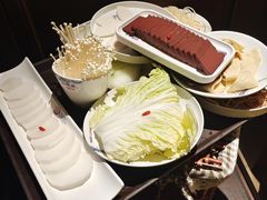 -小龙坎火锅(湖滨银泰in77店)