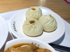 老面土猪肉包-凤起龙游老面包子(凯德晶品店)